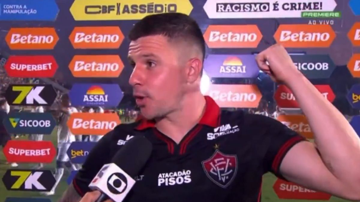 Kayser critica árbitro de Vasco x Vitória: “Enquanto não profissionalizar, vai ser essa várzea”
