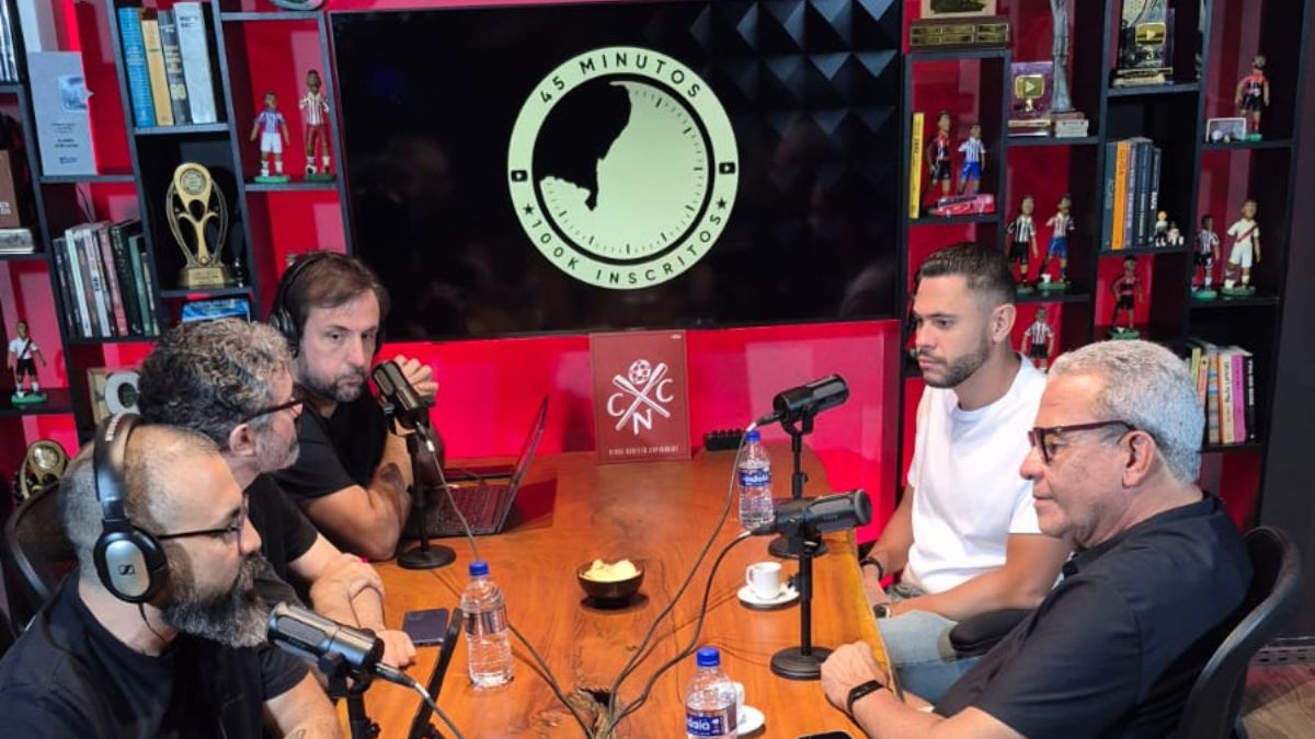 Hélio dos Anjos e Guilherme dos Anjos são entrevistados pelo Podcast 45 Minutos e falam sobre o acesso do Náutico para a Série B