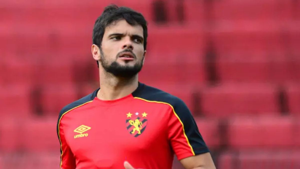 Ex-lateral do Sport, América-RN, Vitória e CSA anuncia aposentadoria aos 35 anos