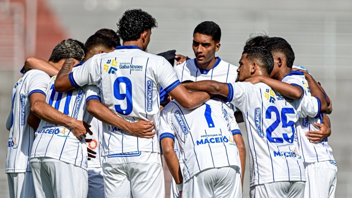 Após vice da Copa Alagoas, CSA avalia incorporar jogadores do sub-20 ao profissional