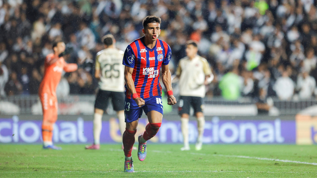 Atacante do Bahia se destaca com dribles na Série A.