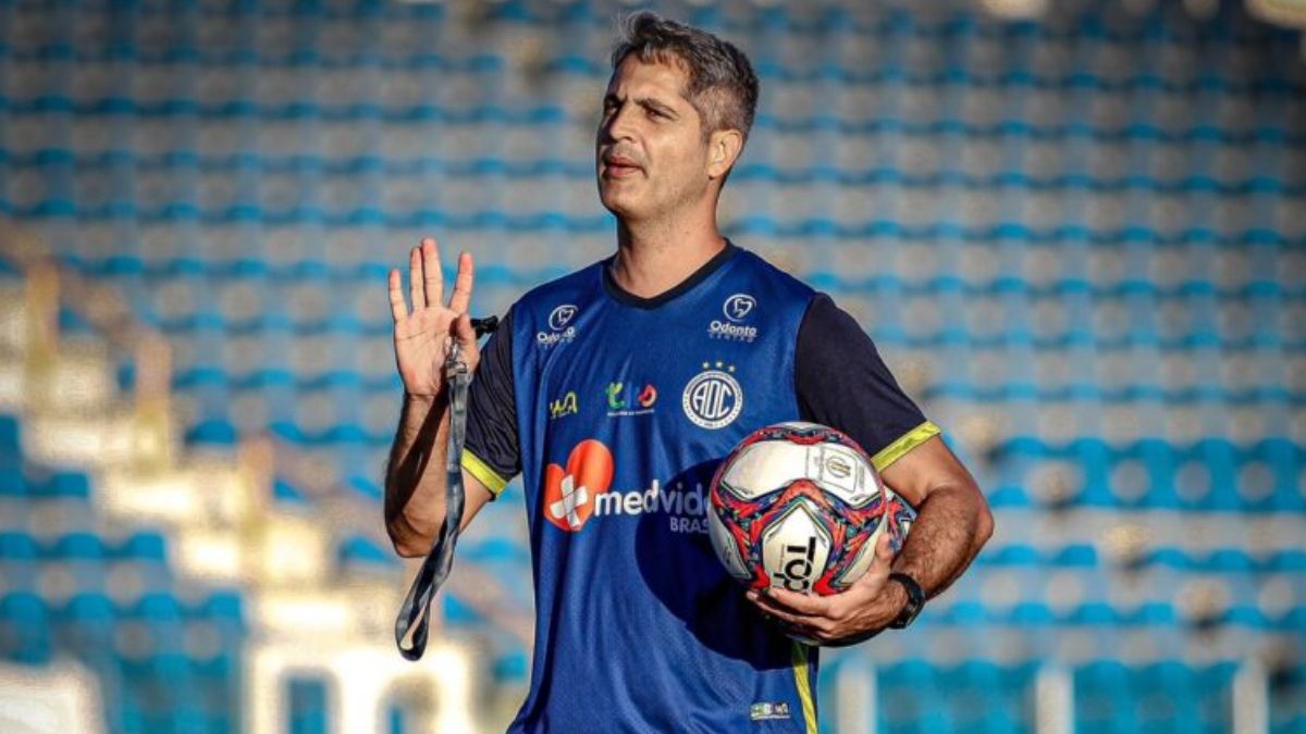 CSA procura técnico Rodrigo Santana, ex-ABC e Confiança, para a temporada de 2026