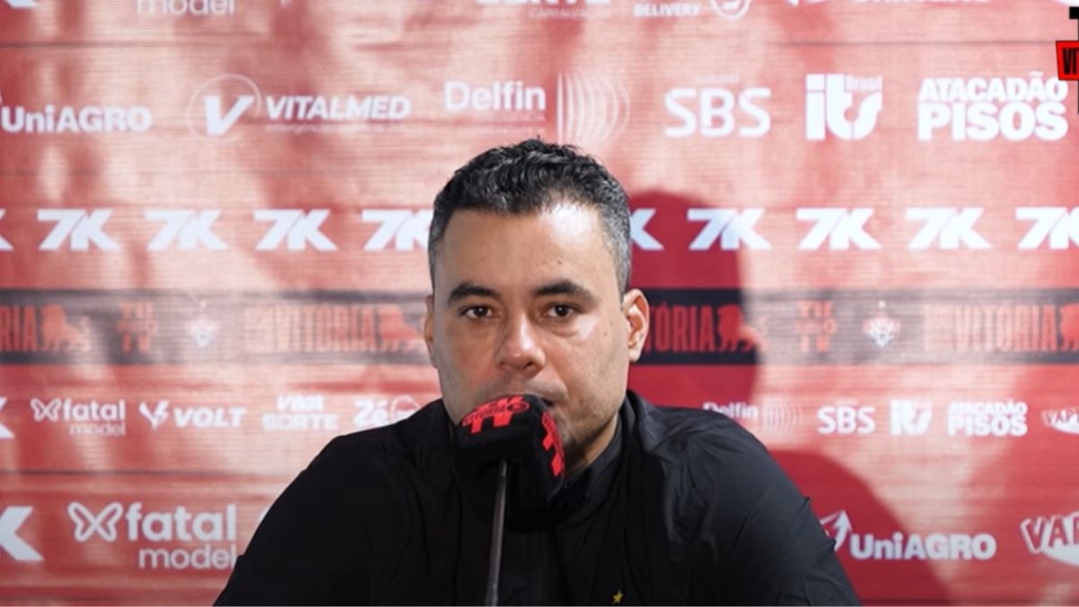 Jair Ventura vê Vitória ‘de volta à briga’ e celebra resposta positiva contra o Ceará: “Era uma final”