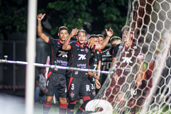 Vitória comemora seu gol - Foto: Victor Ferreira/EC Vitória