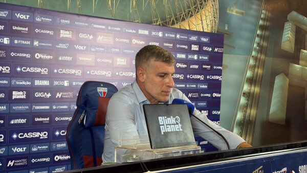 Palermo, do Fortaleza, não joga toalha e afirma: “Se há que morrer, morreremos de pé” 1 Martín Palermo - Fortaleza - Coletiva - Vasco