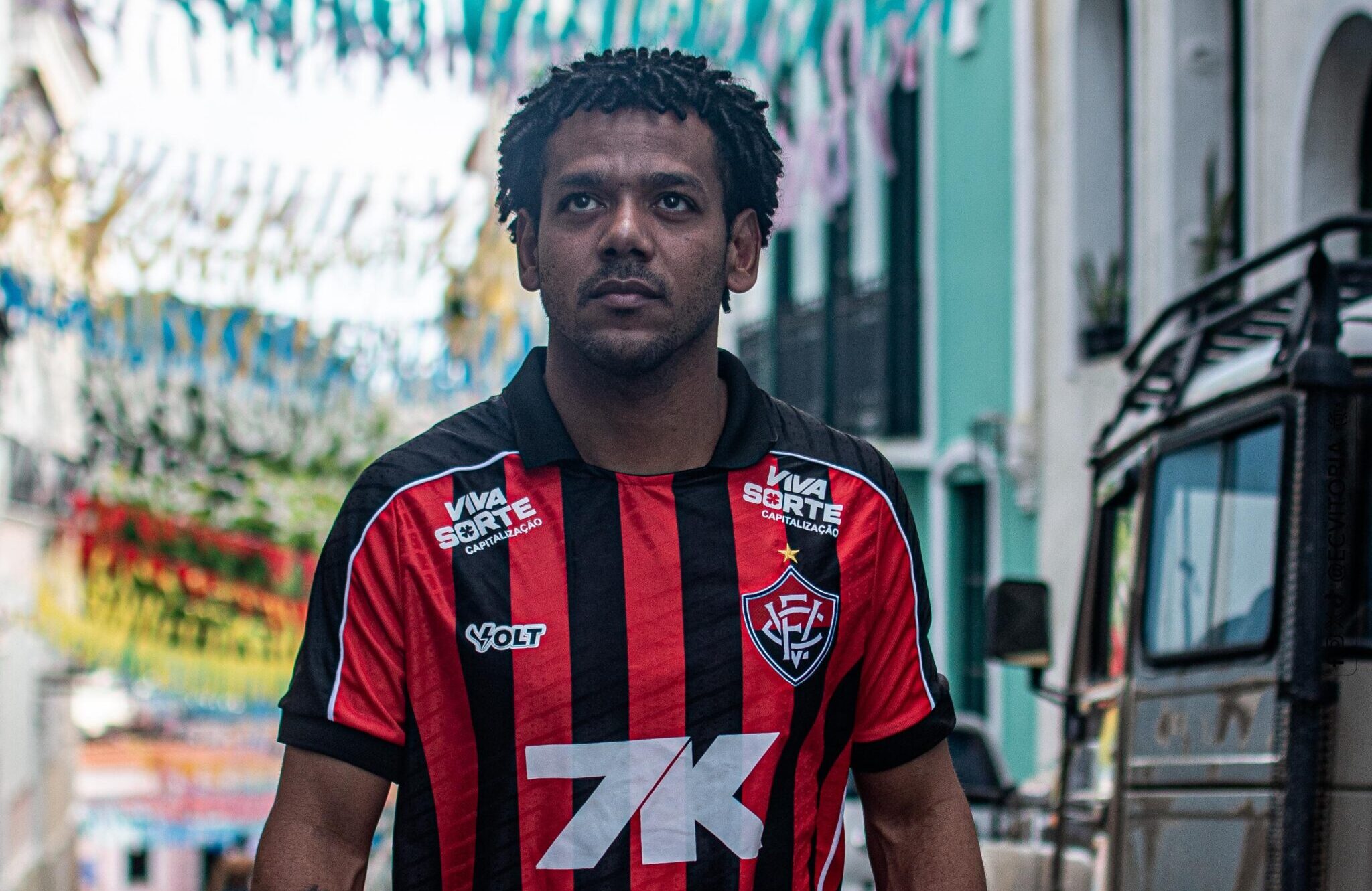 Com saída de Romarinho, Vitória chega a oito jogadores que chegaram e deixaram o clube neste ano