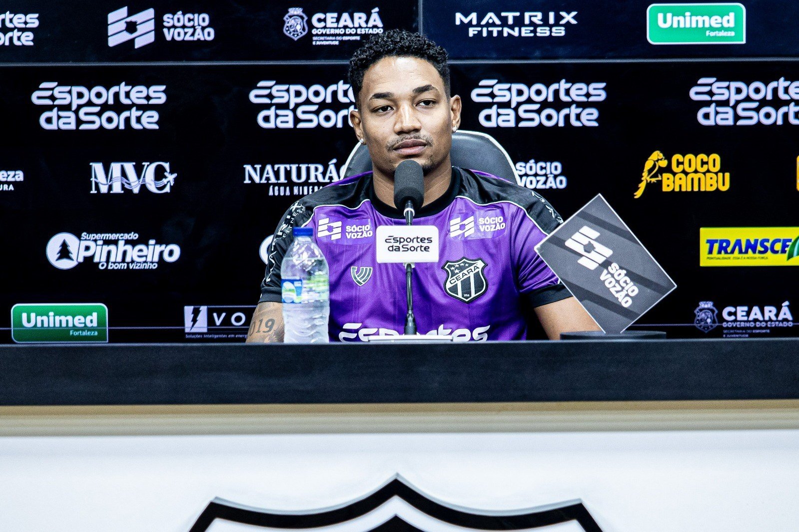 “O jogo vai ser difícil”, diz Fernandinho sobre duelo do Ceará contra o Sport fora de casa