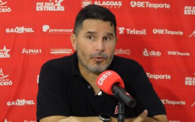 Barroca exalta o elenco e diz que CRB fez “um jogo coletivo que beira a perfeição” contra o Atlético-GO