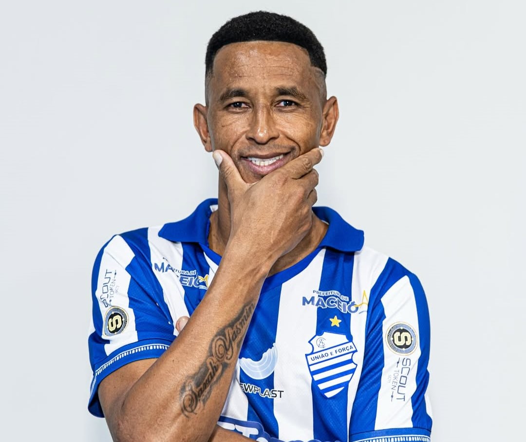 CSA anuncia renovação de contrato com Ciel e explica situação do volante Camacho