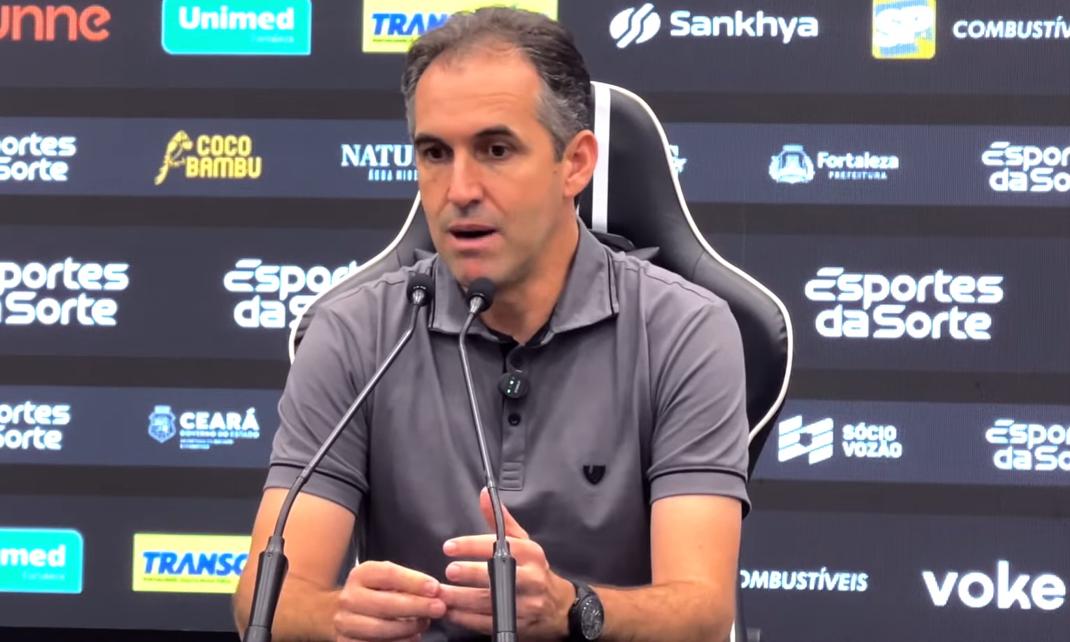 Léo Condé diz que Ceará sentiu o gol relâmpago e faz análise da reta final da Série A 1 Léo Condé - Treinador - Ceará
