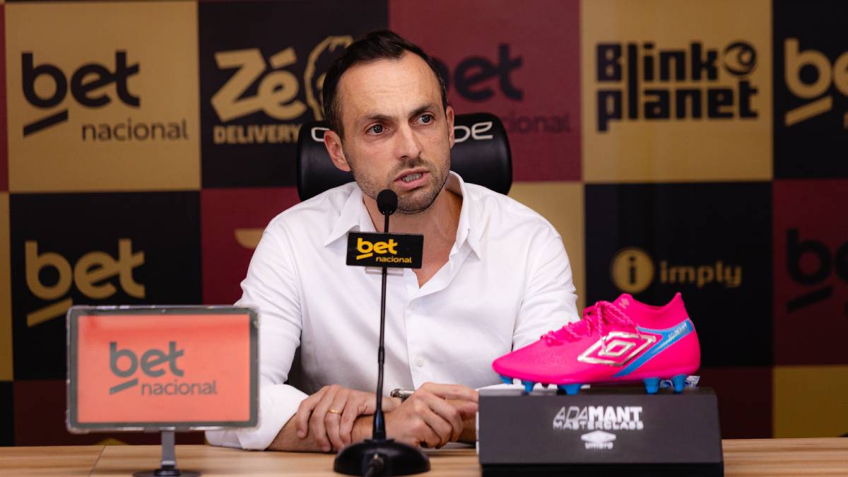 Diretor do Sport evita cravar permanência de 70% do elenco e fala em reavaliação completa para 2026