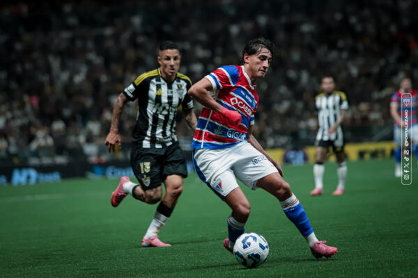 Mesmo com empate heroico, chance de rebaixamento do Fortaleza aumenta, aponta UFMG 1 Herrera - Fortaleza - Atlético-MG - Arena MRV