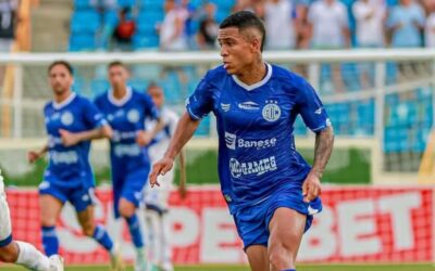 Confiança anuncia retorno do atacante Breyner Camilo, que estava no Botafogo-PB