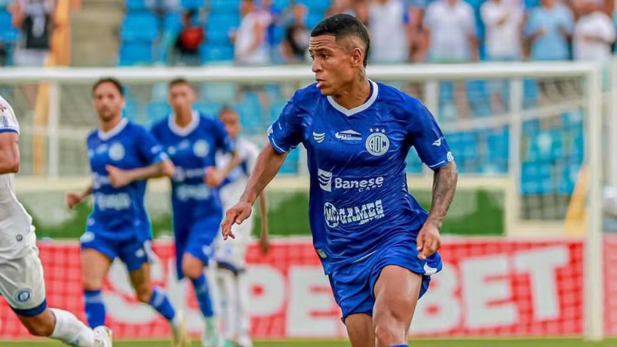 Botafogo-PB anuncia contratação do atacante Breyner Camilo, ex-Confiança