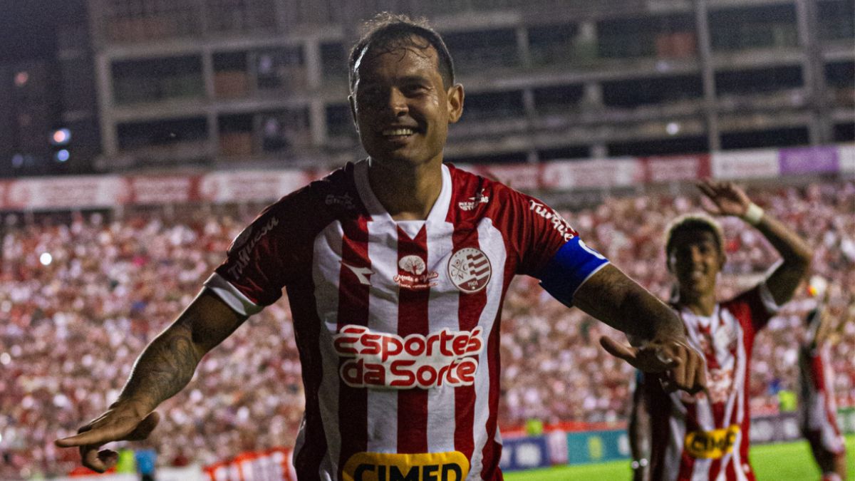 Náutico: Vinicius registra treino no CT durante recesso do clube