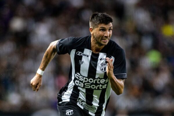 Lucas Mugni recebe proposta de clube colombiano enquanto negocia renovação com Ceará 1 Lucas Mugni - Ceará