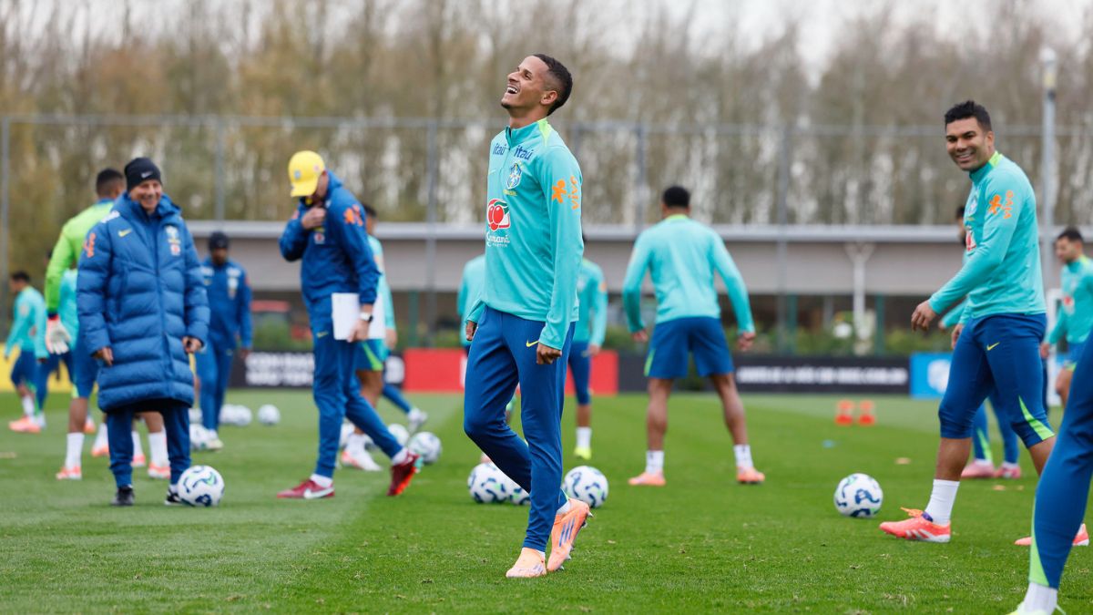 Com Leila Pereira, Bahia monta esquema para contar com Juba em jogo contra o Fortaleza