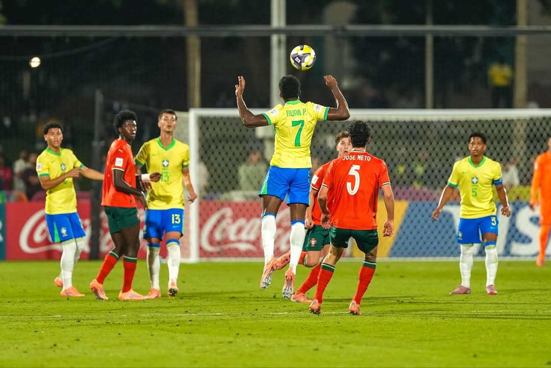 Ruan Pablo desperdiça cobrança, Brasil cai nos pênaltis para Portugal e está eliminado da Copa do Mundo Sub-17