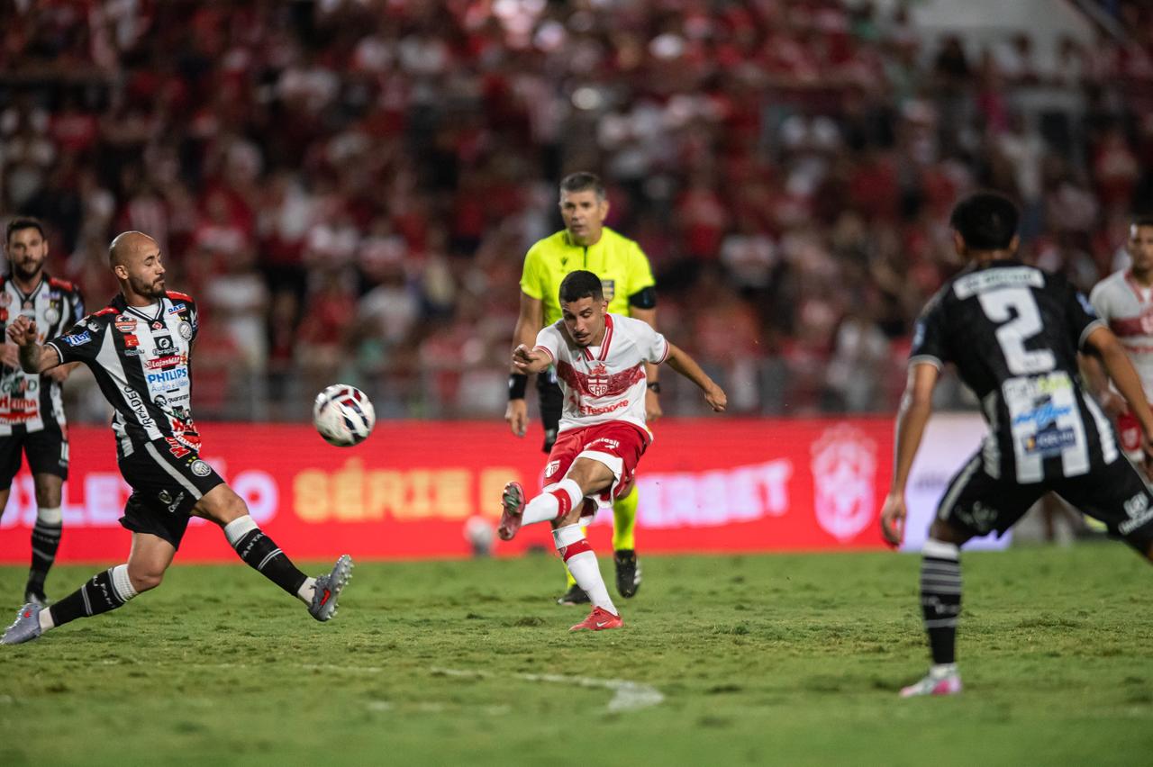 CRB empata com o Operário no Rei Pelé e se complica ainda mais na briga pelo acesso 2 Danielzinho - Meia - CRB