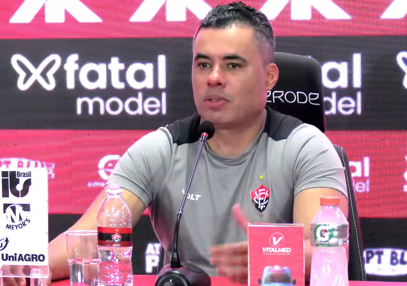 Jair Ventura - Treinador - Vitória