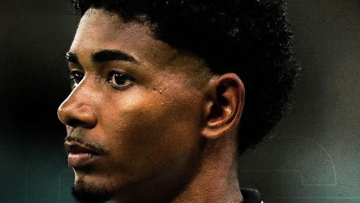 Santa Cruz anuncia o atacante Vitinho, do Bahia