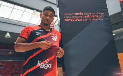 Ceará encaminha contratação do lateral-esquerdo Fernando, do Athletico-PR