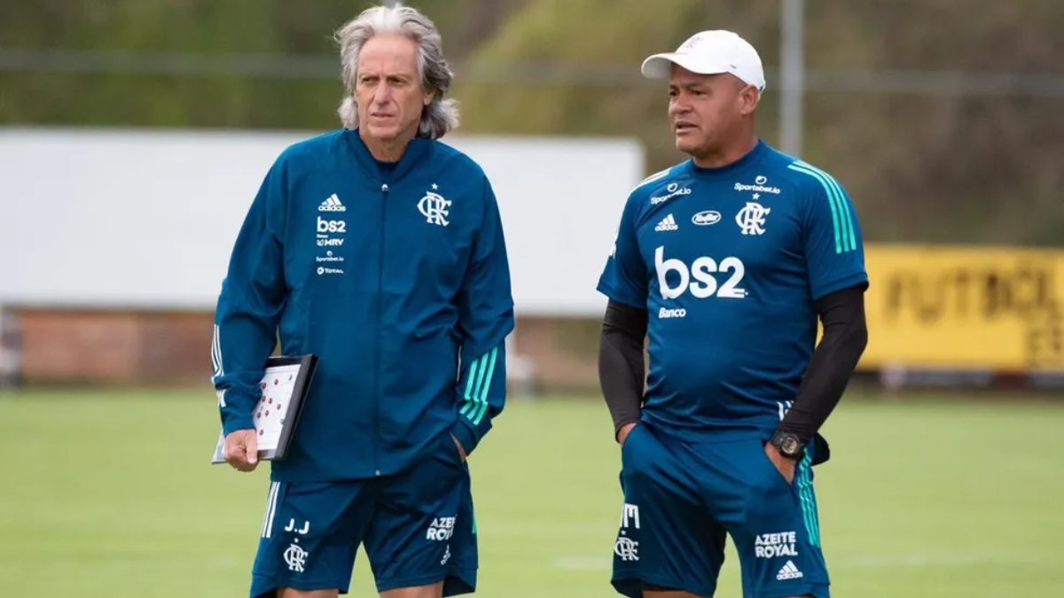 Santa Cruz anuncia novo preparador de goleiros