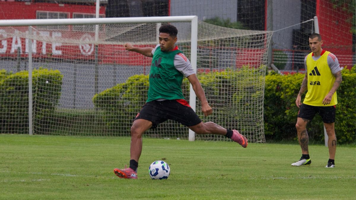 Internacional exerce opção de compra por Victor Gabriel e Sport mantém percentual do zagueiro