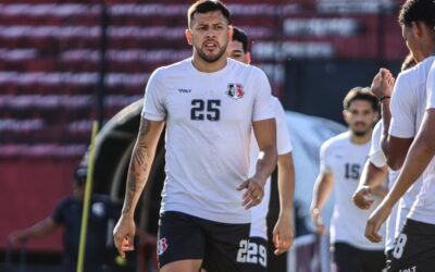 “A gente foi letal”, celebra Pedro Favela após vitória heroica do Santa Cruz na Série C