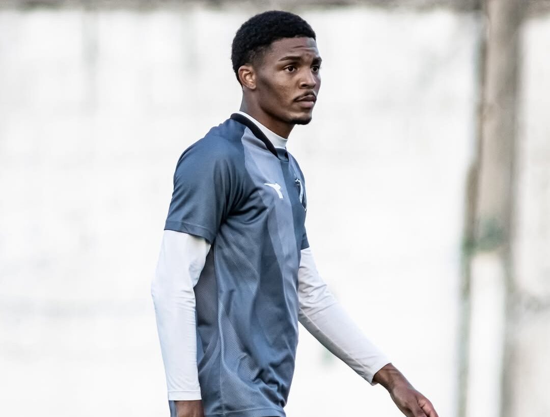 ABC anuncia renovação de contrato com o volante Randerson