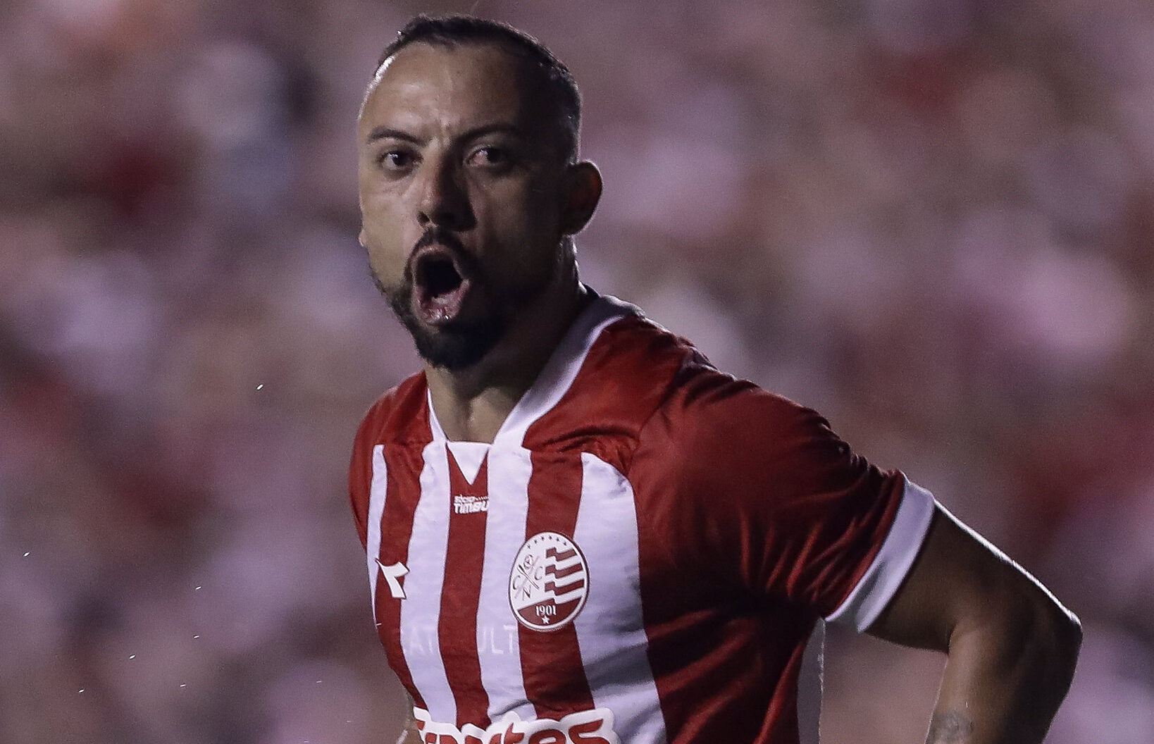 Paulo Sérgio comemora a marca de mais gols na carreira no Náutico: “Quero dar alegria ao torcedor”