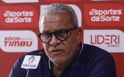 Hélio vê críticas exageradas ao Santa e espera clássico difícil para o Náutico: “Vamos trabalhar muito”