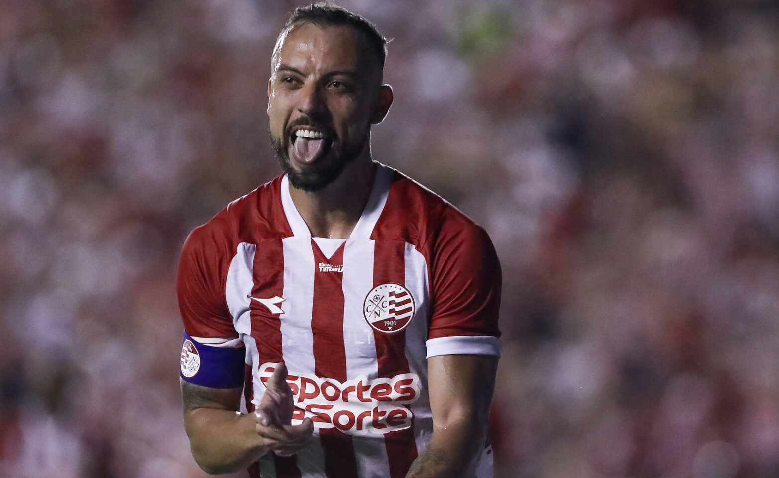 Paulo Sérgio - Centroavante - Náutico