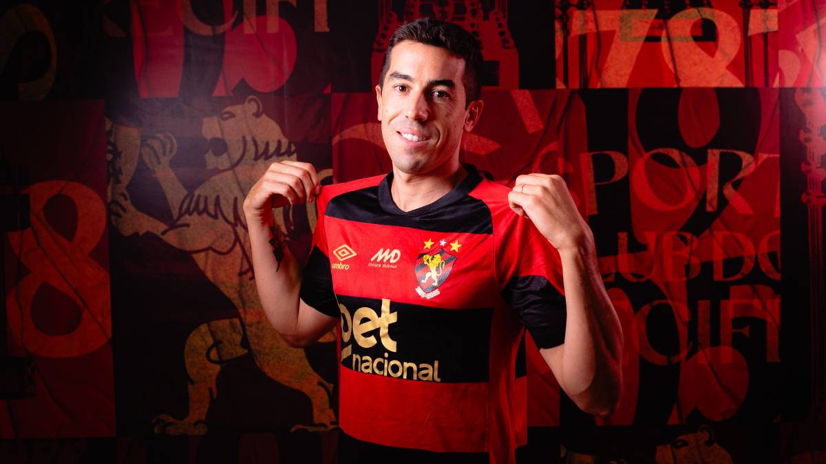 Sport anuncia Carlos De Pena, campeão da Série B com o Coritiba; meia já pode estrear