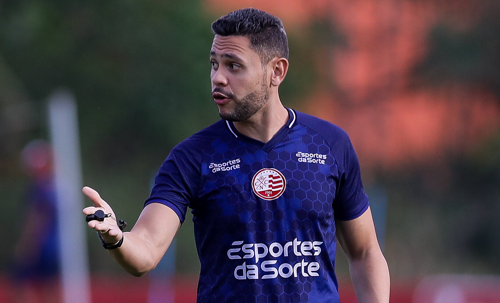 Técnico diz que Náutico pode ter mudanças contra o Retrô e destaca importância de seguir líder do Pernambucano