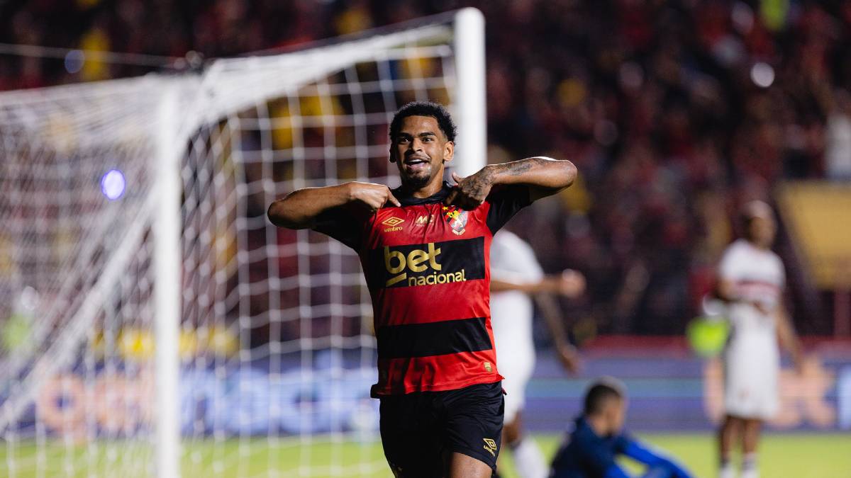 Micael decide nos minutos finais e garante vitória do Sport sobre o Santa Cruz no Clássico das Multidões