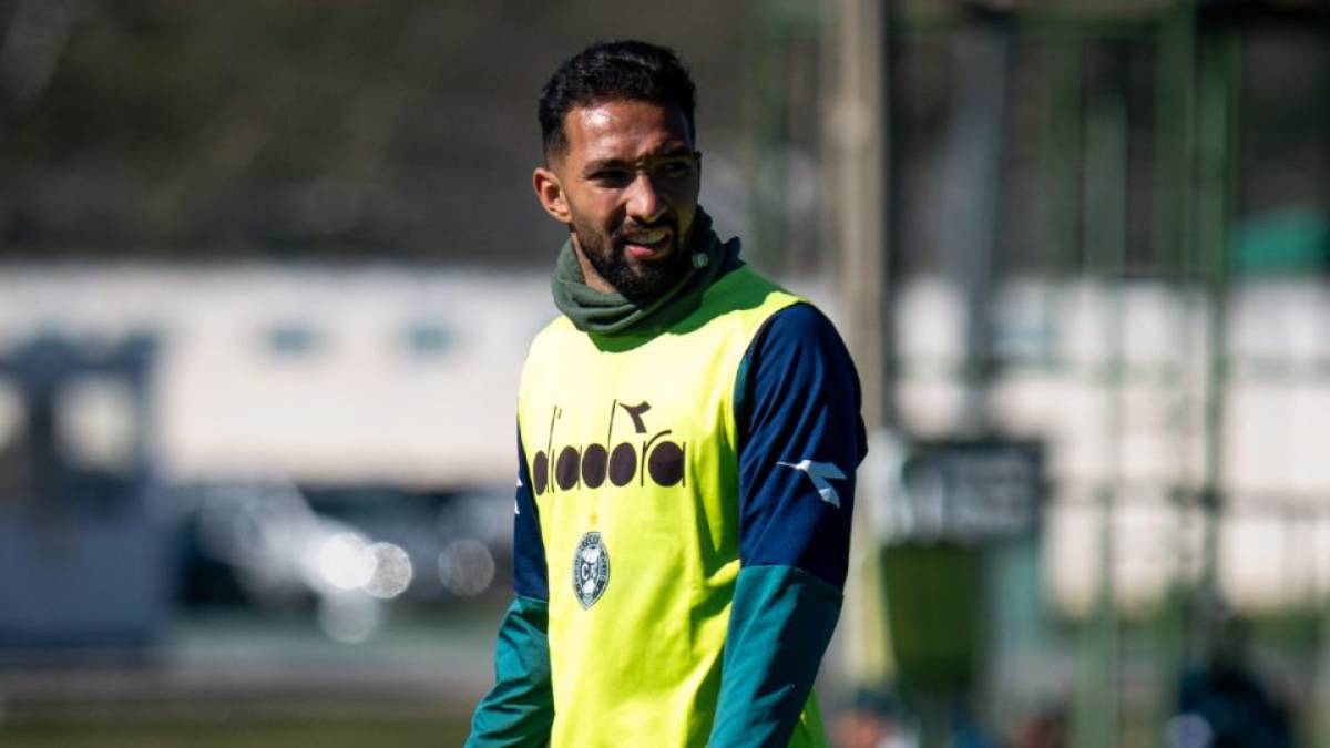 Ítalo Rodrigues confirma interesse do Sport no atacante Clayson, do Coritiba