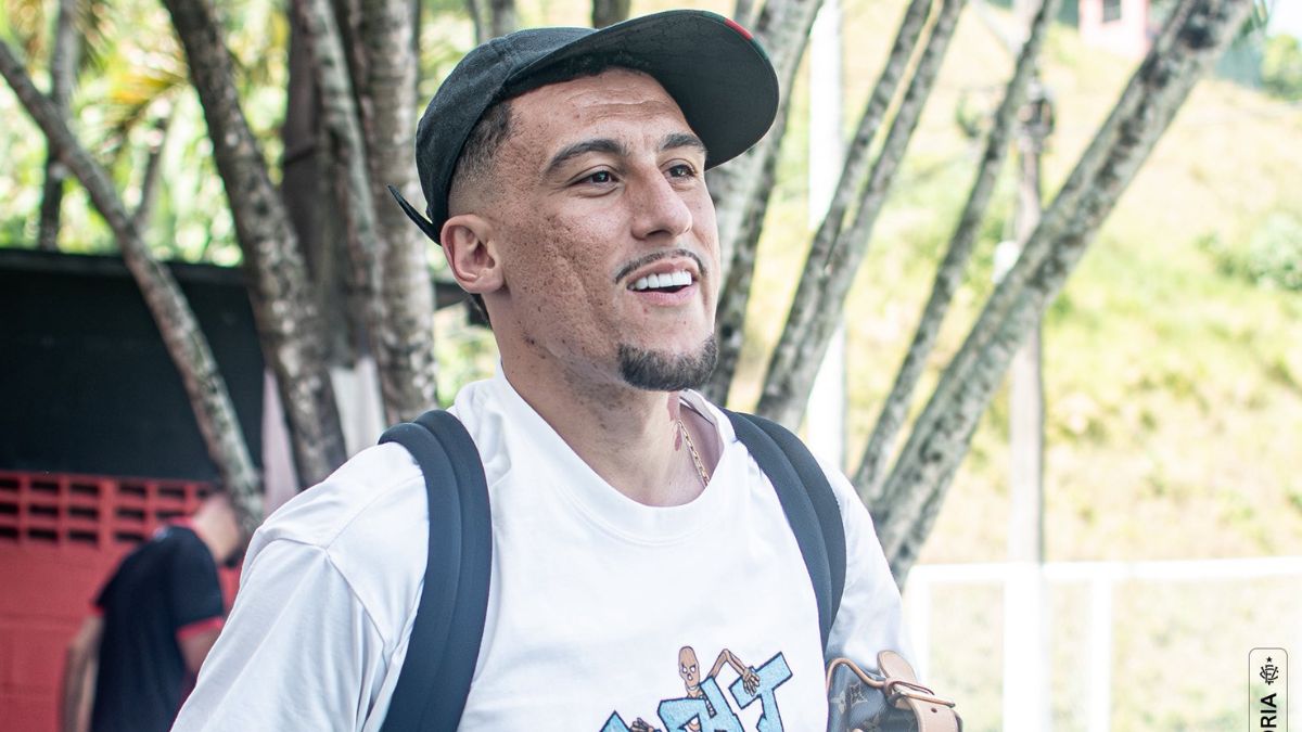 Com reforços, ausências e retornos, Vitória se apresenta para a pré-temporada