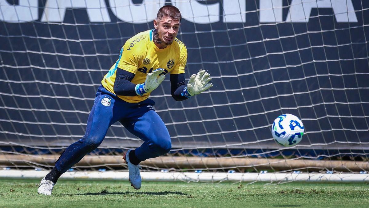 Ceará encaminha a contratação do goleiro Jorge, do Grêmio