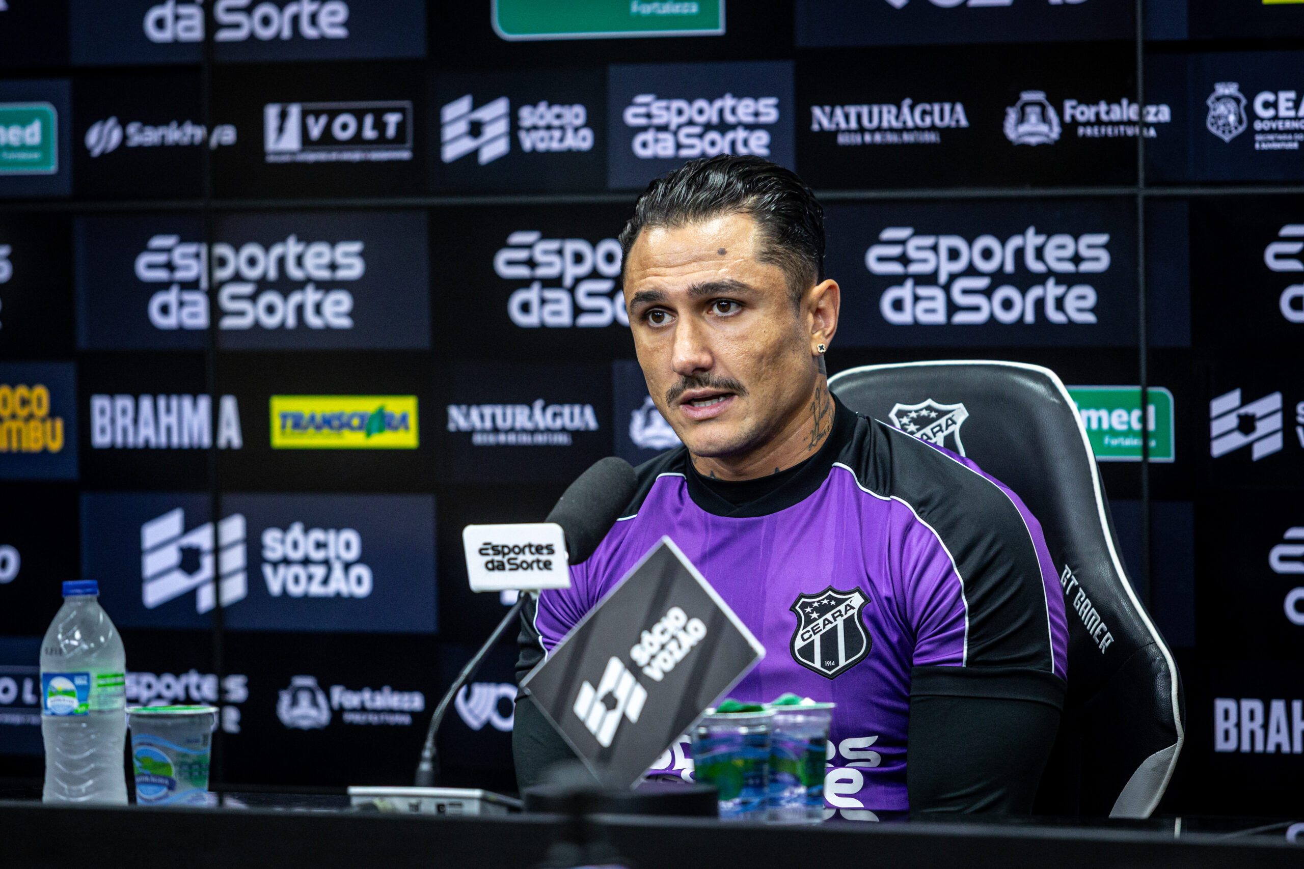 “Sei que a Série B não é para esse clube”, diz Vina sobre temporada do Ceará