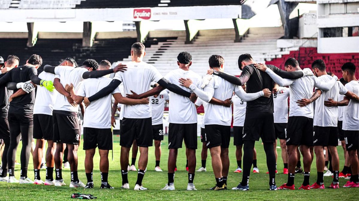 Santa Cruz inicia 2026 tentando evitar maior jejum de títulos da sua história no Pernambucano
