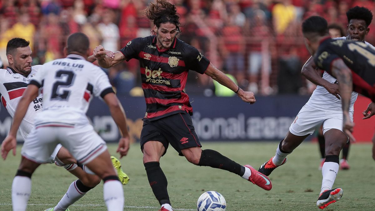 Por vaga no G-2 do Pernambucano, Santa Cruz tenta quebrar tabu de quase seis anos sem vencer o Sport na Ilha