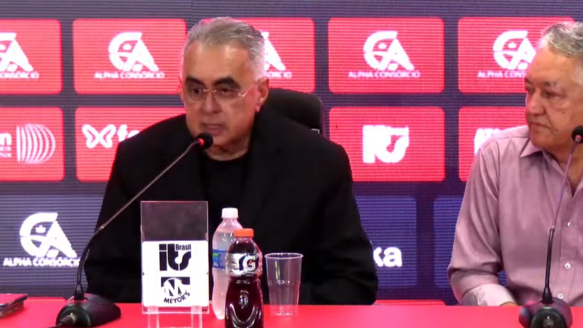 Apresentado, Papellin destaca perfil “guerreiro” em reforços: “Crescer com o Vitória”