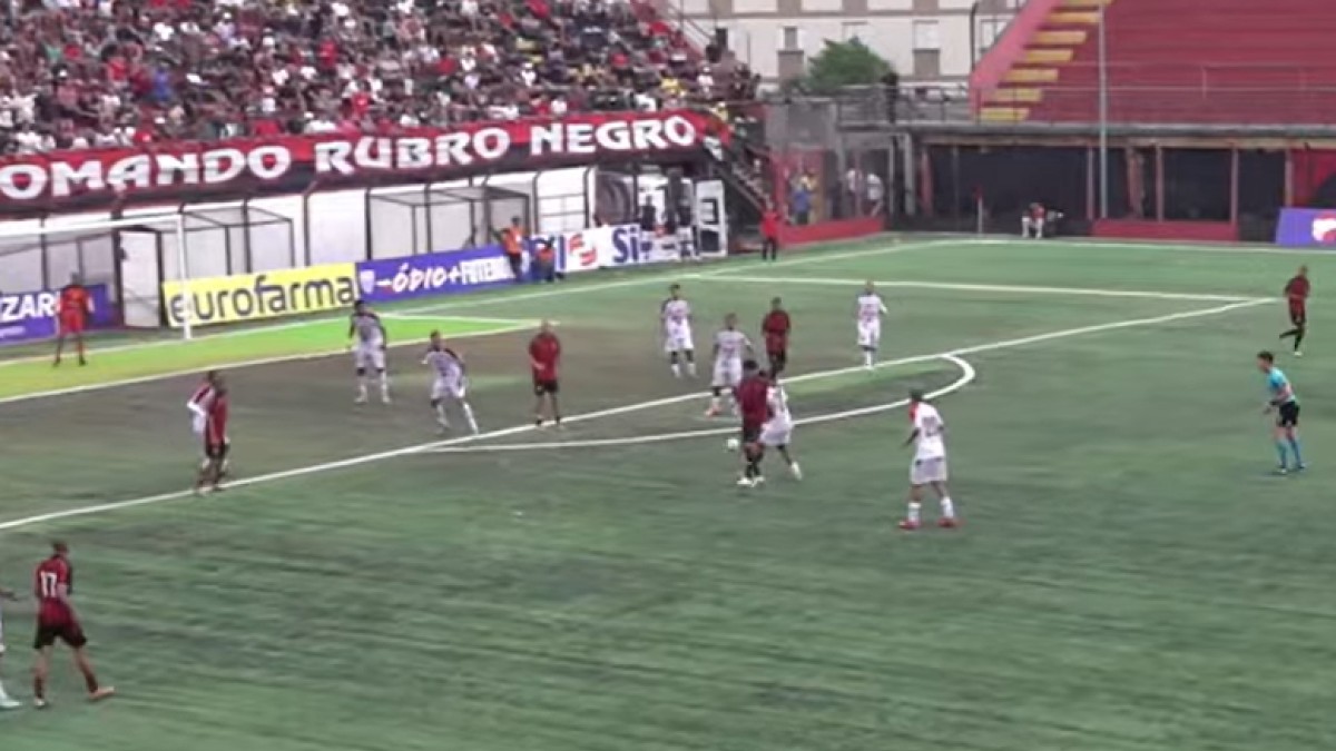 Vitória perde para o Flamengo-SP e avança em 2º no Grupo 28 da Copinha