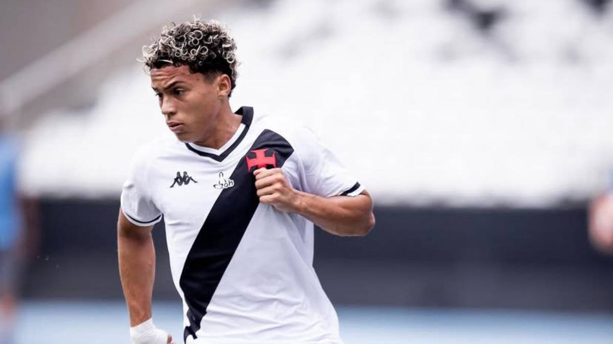 Vasco aciona opção de compra e adquire mais 20% do passe de Lukas Zuccarello, ex-Sport; veja detalhes