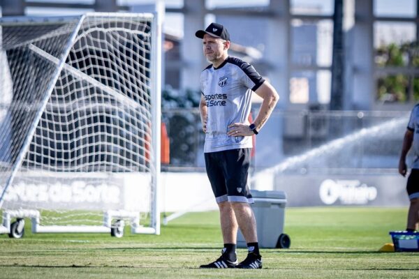 Ceará - Mozart - treinamento