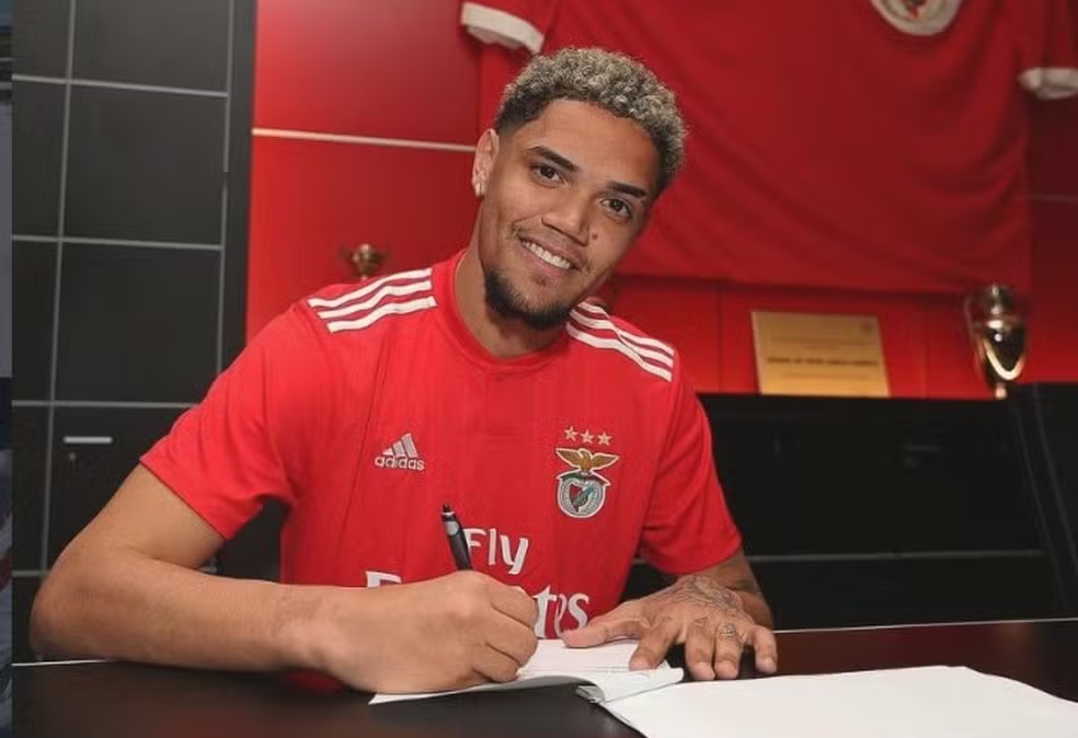 Sem jogar, Pedro Henrique deixa o Vitória e vai para o Cuiabá por empréstimo 2 imagem 2026 01 26 152404997 e1769451876948