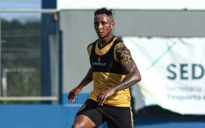 Livre no mercado, Nilson Castrillón entra na mira do Sport para a lateral-direita