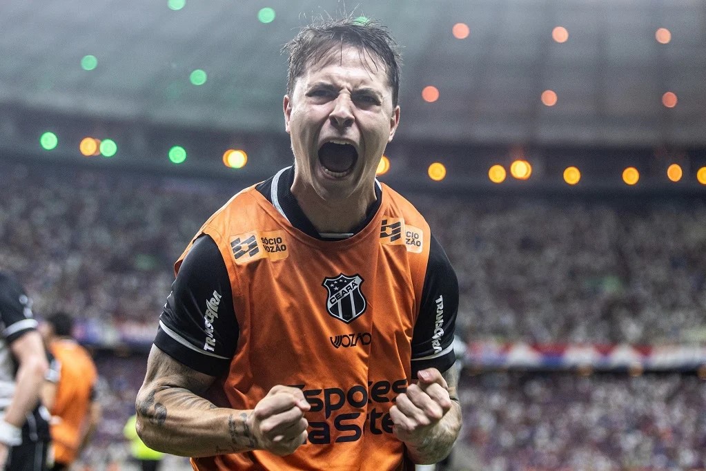 Ceará anuncia renovação de contrato com o volante Zanocelo até 2028; confira valores