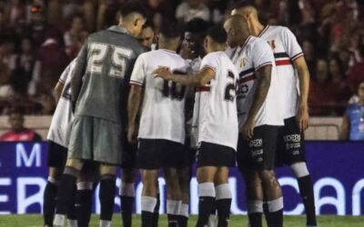 Santa Cruz completa uma década em jejum de títulos estaduais; veja maiores hiatos de PE